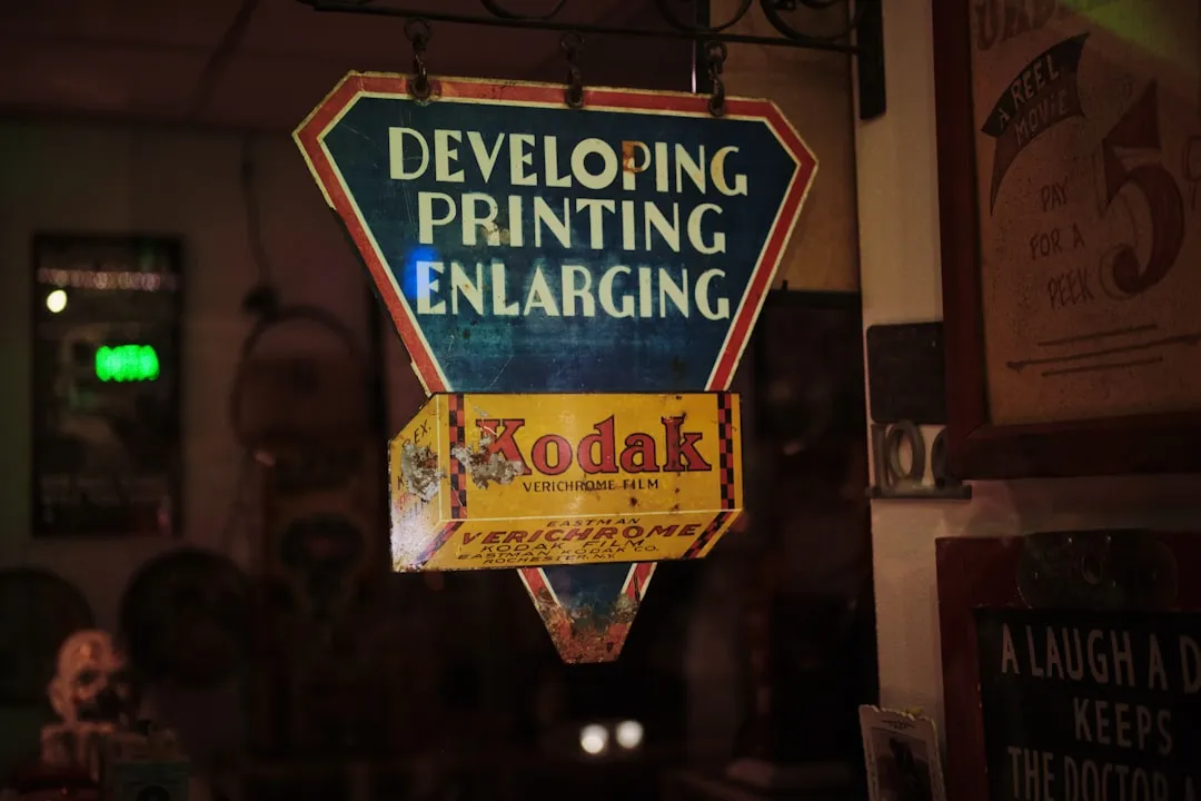 湖南地区建筑节能保温材料选型要点：岩棉板与玻璃棉对比分析