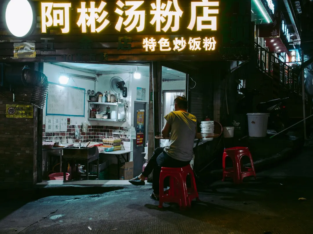 湖南绿色建筑外墙保温系统选用岩棉板的技术要点分析